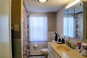 21 Urban Ave, Pawtucket, RI 02860 - Photo 20