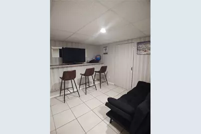 21 Urban Avenue, Pawtucket, RI 02860 - Photo 22