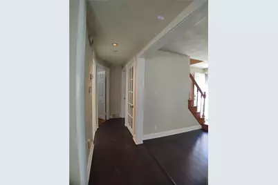 21 Urban Avenue, Pawtucket, RI 02860 - Photo 12