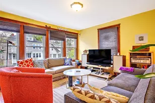 25 Blodgett Ave, Pawtucket, RI 02860 - Photo 4