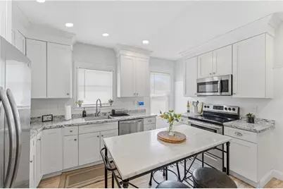 9 Youlden Avenue, Cranston, RI 02910 - Photo 4