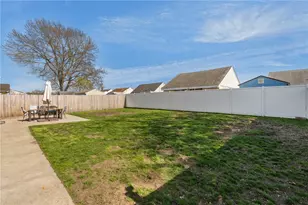 49 Martha Rd, East Providence, RI 02916 - Photo 32