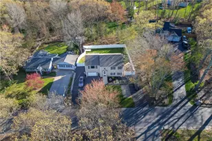136 Bishop Hill Rd, Johnston, RI 02919 - Photo 6