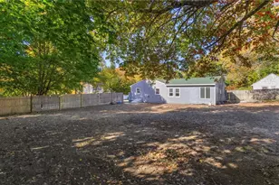 400 Schooner Ave, Jamestown, RI 02835 - Photo 24