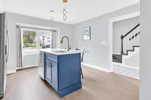 40 Waterview Dr, Smithfield, RI 02917 - Photo 6