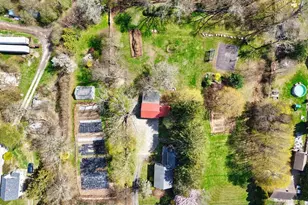 433 E Rd, Tiverton, RI 02878 - Photo 6