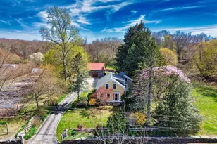 433 E Rd, Tiverton, RI 02878 - Photo 2