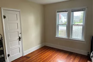 17 Forest Ave, Cranston, RI 02910 - Photo 10