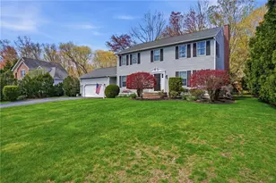 355 Larchwood Dr, Warwick, RI 02886 - Photo 2