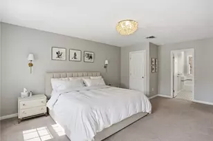 355 Larchwood Dr, Warwick, RI 02886 - Photo 28