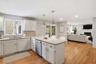 355 Larchwood Dr, Warwick, RI 02886 - Photo 4
