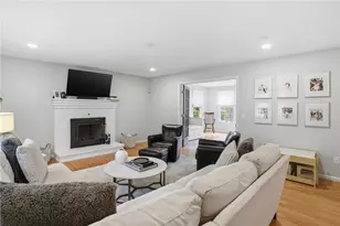 355 Larchwood Dr, Warwick, RI 02886 - Photo 18