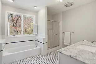 355 Larchwood Dr, Warwick, RI 02886 - Photo 32