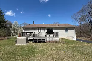 20 Casey Ln, Coventry, RI 02816 - Photo 2