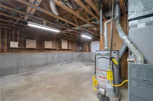 175 Monroe St, Warwick, RI 02888 - Photo 32