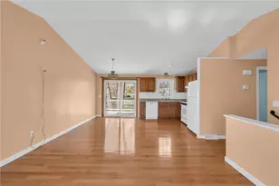 175 Monroe St, Warwick, RI 02888 - Photo 18