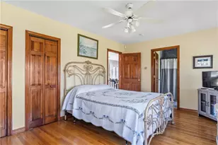 10 Parkman Ave, Narragansett, RI 02882 - Photo 20
