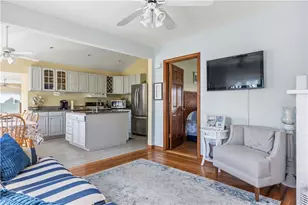 10 Parkman Ave, Narragansett, RI 02882 - Photo 10