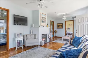10 Parkman Ave, Narragansett, RI 02882 - Photo 8