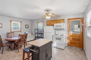 25 Pine Swamp Rd, Cumberland, RI 02864 - Photo 20