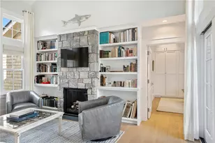 424 3rd Beach Rd, Middletown, RI 02842 - Photo 24
