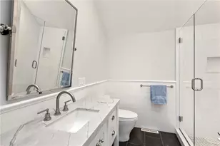424 3rd Beach Rd, Middletown, RI 02842 - Photo 34