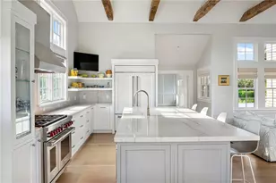 424 3rd Beach Rd, Middletown, RI 02842 - Photo 18