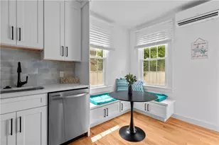 13 Sherman St, Newport, RI 02840 - Photo 6