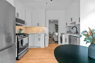 13 Sherman St, Newport, RI 02840 - Photo 2