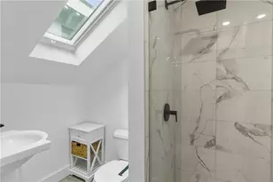 13 Sherman St, Newport, RI 02840 - Photo 36