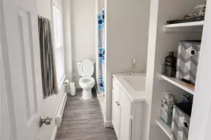 85 Pleasant St, Warwick, RI 02886 - Photo 10