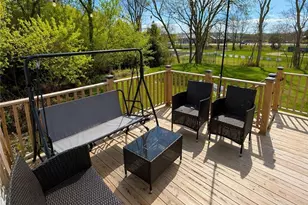 85 Pleasant St, Warwick, RI 02886 - Photo 12