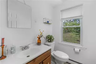 89 Knowles St, Providence, RI 02906 - Photo 30