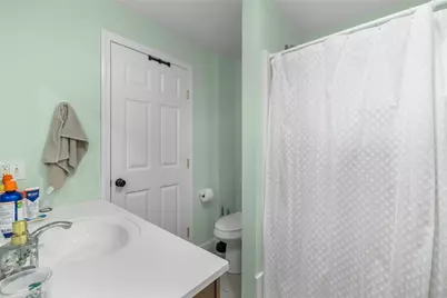 89 Knowles Street, Providence, RI 02906 - Photo 18