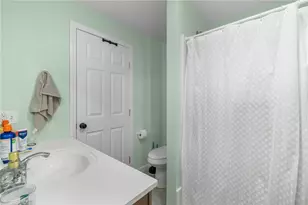 89 Knowles St, Providence, RI 02906 - Photo 18