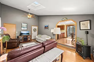 25 King Philip Ave, Barrington, RI 02806 - Photo 6