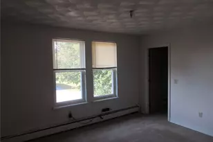 175 Massachusetts Ave, Warwick, RI 02888 - Photo 4