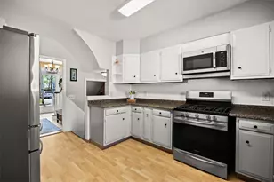 37 Kelley Ave, East Providence, RI 02916 - Photo 18