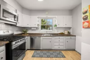 37 Kelley Ave, East Providence, RI 02916 - Photo 16