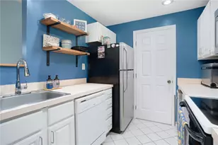 15 Curtis St, Cranston, RI 02920 - Photo 12
