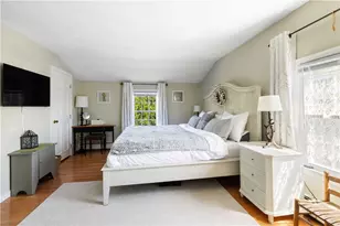 43 Academy Ave, Bristol, RI 02809 - Photo 18