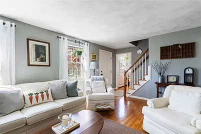 43 Academy Avenue, Bristol, RI 02809 - Photo 4