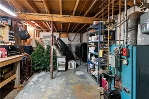 43 Academy Ave, Bristol, RI 02809 - Photo 30