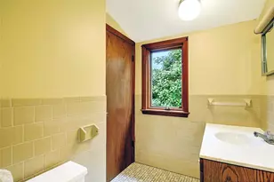35 Hanson Rd, Barrington, RI 02806 - Photo 24