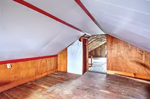 35 Hanson Rd, Barrington, RI 02806 - Photo 22