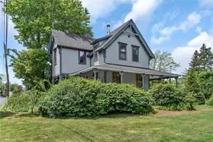 41 Lippitt Ave, Warwick, RI 02889 - Photo 4