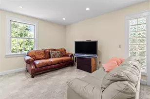 93 Kickemuit Ave, Bristol, RI 02809 - Photo 28
