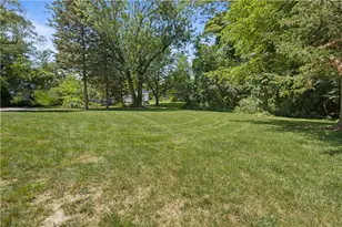 93 Kickemuit Ave, Bristol, RI 02809 - Photo 32