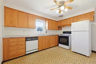 145 Glenwood Dr, North Kingstown, RI 02852 - Photo 10