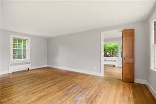 121 Prospect St, Warwick, RI 02886 - Photo 32